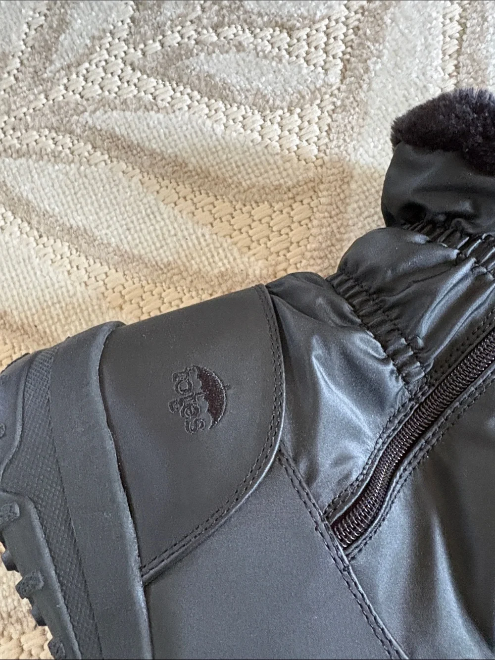New Women's Totes Insulated Winter Boots - Black